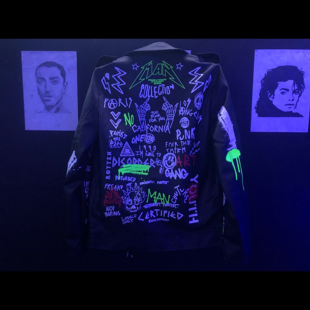 1990 Vintage graffic hard leather jacket.